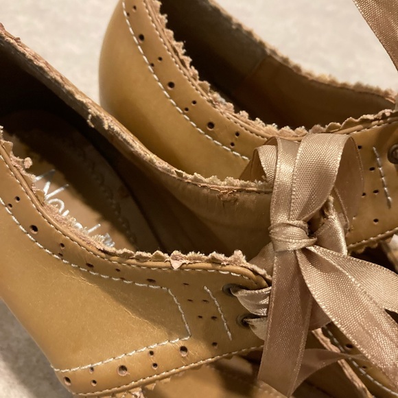 Cute Ribbon Heels - Picture 13 of 16